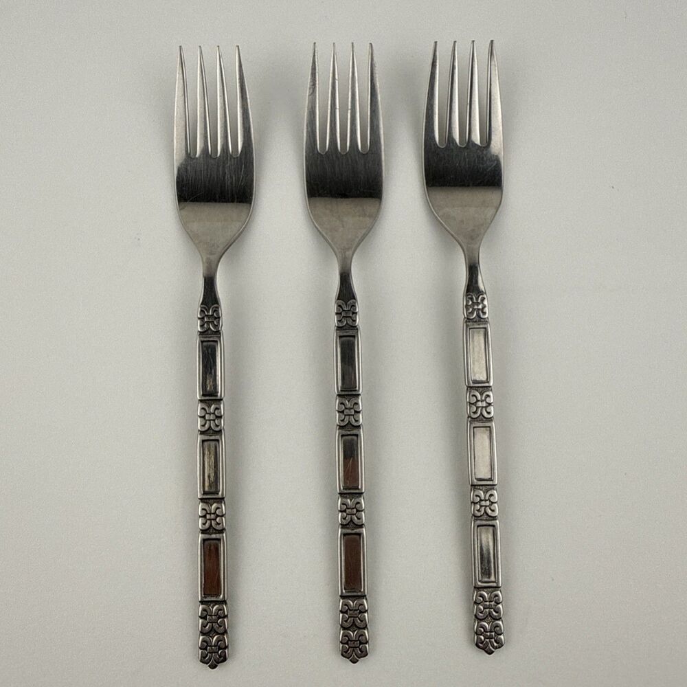 Lot 3 Oneida Community MADRID NO BLACK ACCENT SALAD FORKS Stainless 6 7/8"